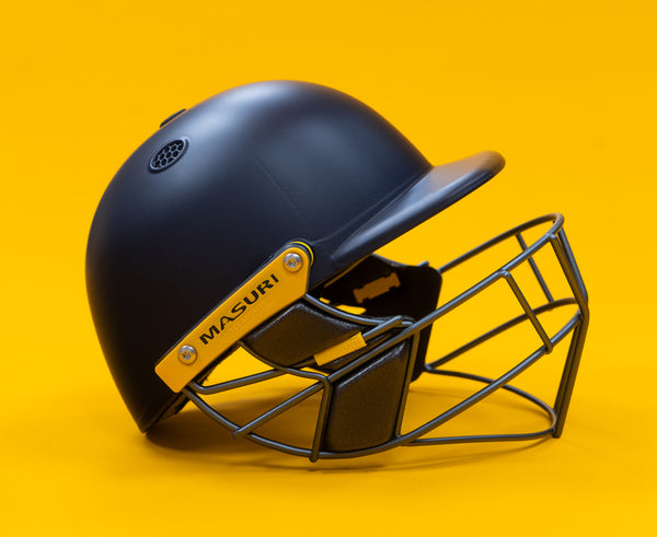 T-LINE PLUS TITANIUM JUNIOR CRICKET HELMET